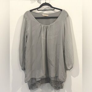 Italian made 100% silk light grey tunic/blouse w lace trim S